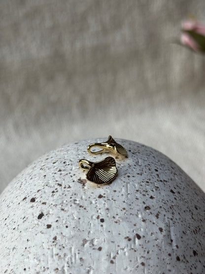 Gylne Blad Charm