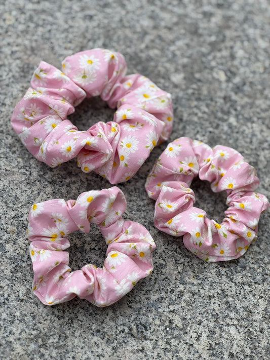 Hårstrikk - Scrunchie - Rosa blomster